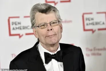 Stephen King Discusses His Fear of Dementia in Recent Interview