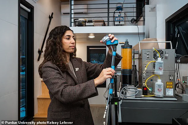 Study Reveals Health Risks of Heat-Based Hair Tools: Exposure to Nanoparticles Equivalent to Pollution Levels