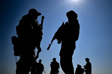 Ukraine Conflict Escalates Urgently: Western Military Group Claims Neutralization of 74 Drones and Suppression of 42 Command Posts