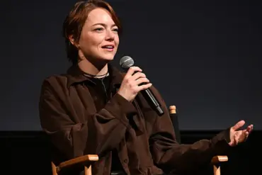 Emma Stone Draws Parallels Between Film 'Bugonia' and Luigi Mangione Case During Telluride Festival Q&A