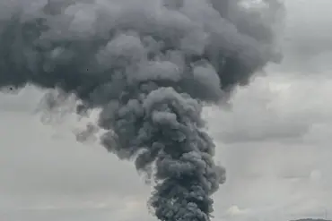 Explosion in Sumy Sparks Air Alert and Power Outages, Highlighting Government's Emergency Response Measures